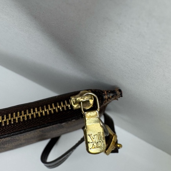 LOUIS VUITTON Damier Neverfull MM Accessory Pouch LV France. - Picture 6 of 10